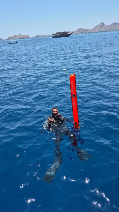 Safety marker at the surface